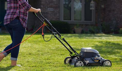 Cordless Vs. Corded Electric Lawn Mowers | Electric Mower Report