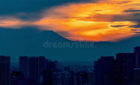 View of Mount Fuji from Tokyo Stock Image - Image of landmark, fuji ...