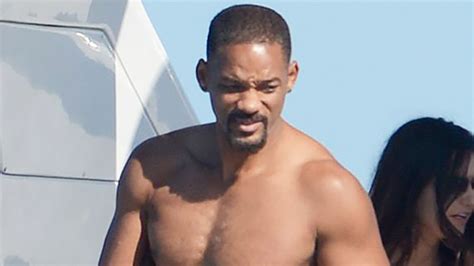 Will Smith’s Gym Video: Tries To Remember Workouts After Quarantine ...