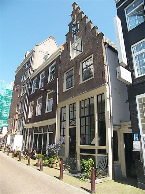 How Apartments Work: Apartments In Amsterdam