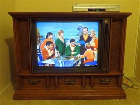 1990 Zenith System 3 Color Console Television Model SF2719TR2, made February 1990 | Color ...