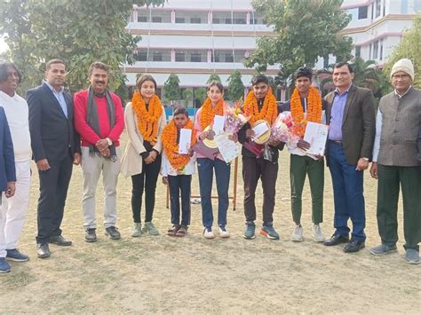 National players were honored in Nawada | नवादा में राष्ट्रीय ...