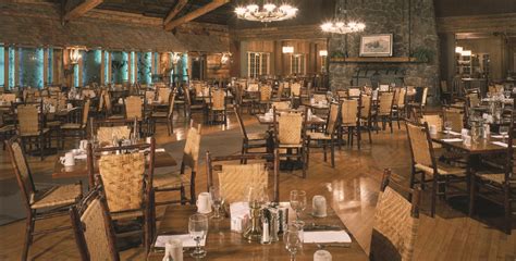 Old Faithful Inn Dining Room Menu / Best Places To Get A Drink In Yellowstone Yellowstone ...