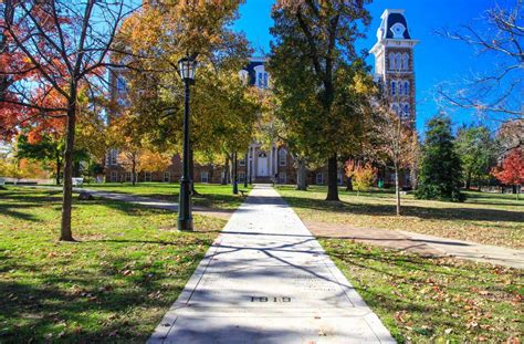 University of Arkansas | GI Bill or Yellow Ribbon