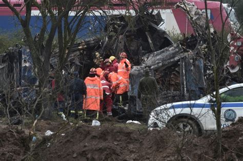 Relatives Of Greek Train Crash Passenger In Fury And Despair | IBTimes