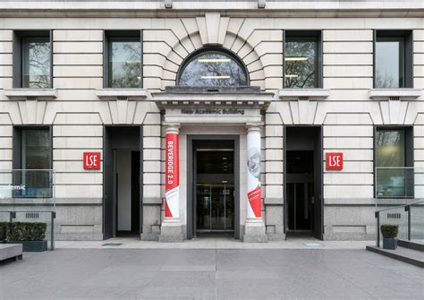 A welcome to campus from the LSE buildings | Students@LSE