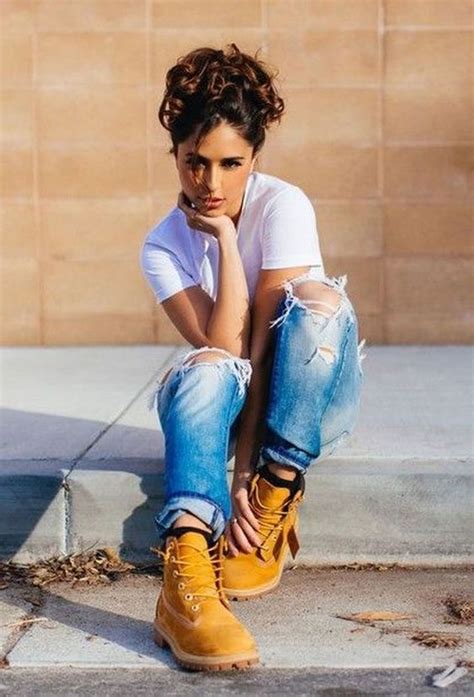 34 Ideas How To Wear Timberland Boots For Women 2022 - ShoesOutfitIdeas.com