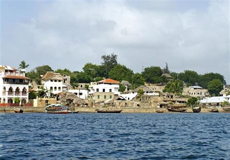 Lamu Island - History, Location & Key Facts 2023 | Viator