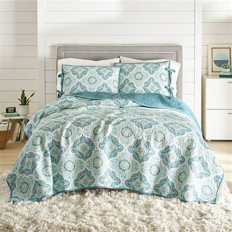 Better Homes & Gardens Velvet Quilt, Aqua, Full/Queen - Walmart.com - Walmart.com