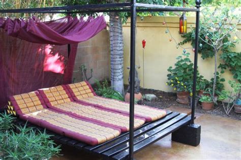 37 Outdoor Beds That Offer Pleasure, Comfort And Style