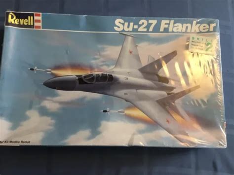 REVELL 1/72 SCALE Su-27 FLANKER Model Kit 4348 Fighter Plane Airplane ...