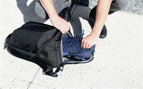 15 Gym Bag Essentials | GearMoose