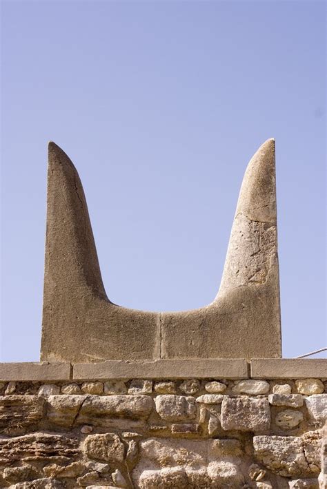 Knossos, Horns of Consecration | Minoan art, Crete, Minoan