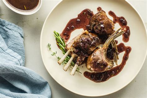 Rack of Lamb With Red Wine Sauce Recipe