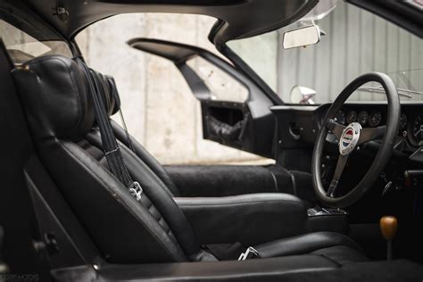 A good place to do business. Ford GT40 interior. [OC] [3840x2560] : r ...