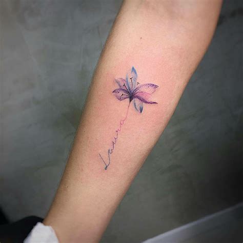 Tatuagem Laura. | Tattoos for daughters, Tattoos for women, Name flower ...