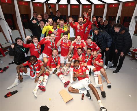 Man Utd's players dressing room pictures with Carabao Cup trophy