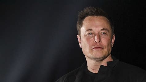 Elon Musk says he will vote for Republicans now