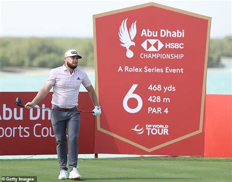 Golf news: Tyrell Hatton loses it at the 18th in Abu Dhabi | Daily Mail Online