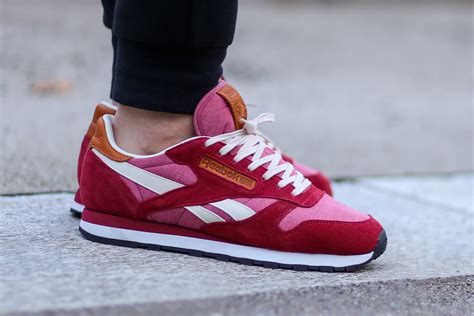 Reebok Classic Leather “Light Red” | SBD