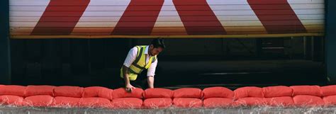 HydroSnake sandless sandbag for flood protection | Gravitas International | ESI External Works