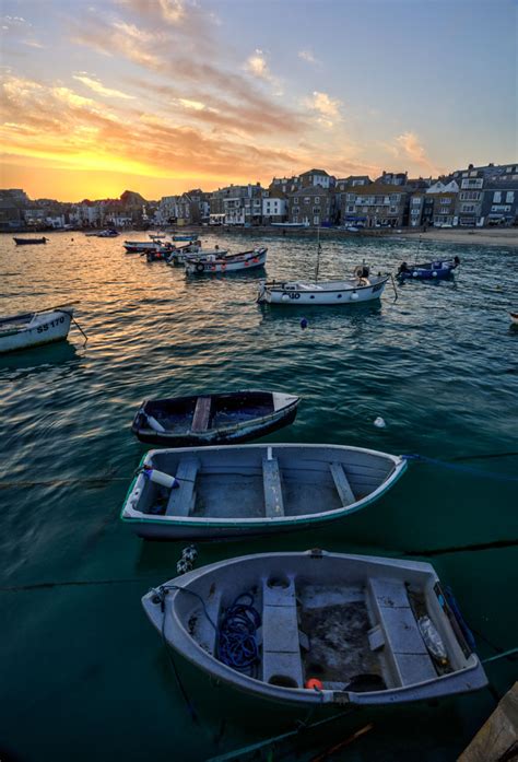 St Ives Harbour - Spring sunset | Cornwall Guide