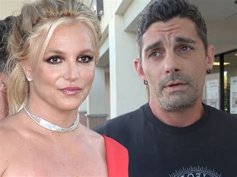 Britney Spears' Ex-Husband Jason Alexander Arrested for Stalking ...