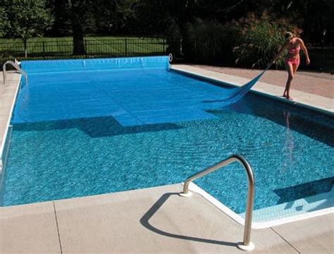 Solar Cover Maintenance and Care | Pool Supplies Canada