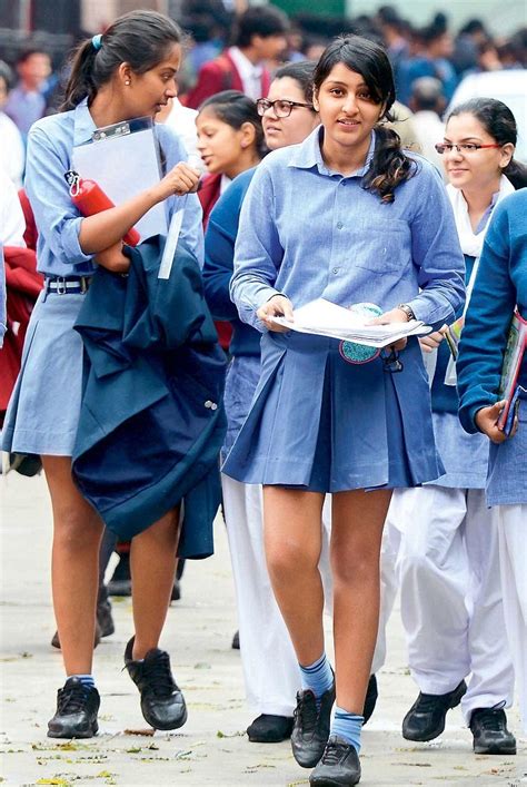 File:Indian schoolgirls.jpg - Wikipedia