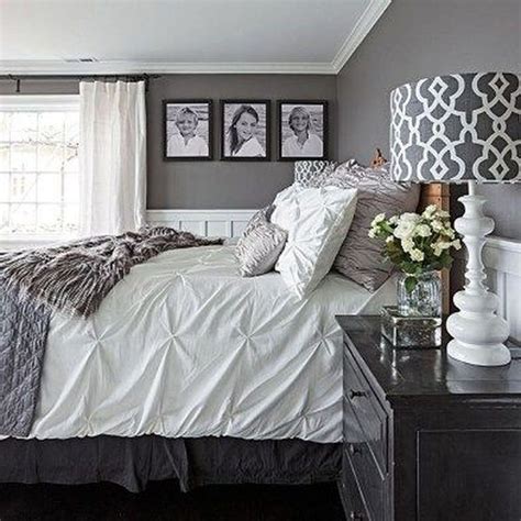 5 Decorations For A Grey Bedroom : How to Add Color and Personality – BESTHOMISH