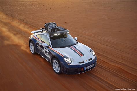 Porsche 911 Dakar (2023) - pictures & information