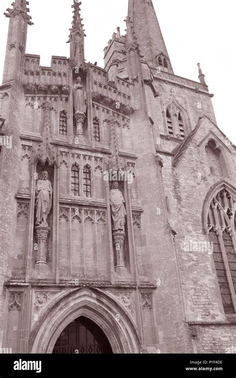 Parish Church, Burford, England, UK Stock Photo - Alamy