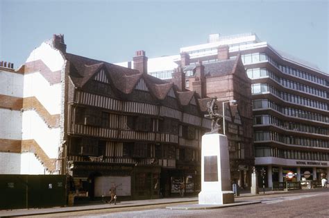 High Holborn, London 1973 - Flashbak