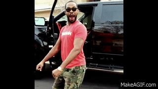 Jon Jones Dancing on Make a GIF