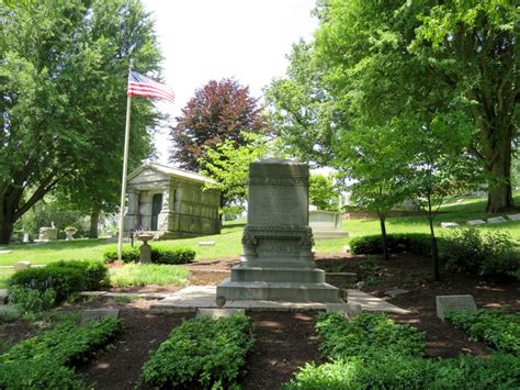 Benjamin Harrison Burial Place in Indianapolis, Ind. – Steven On The Move