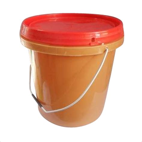 Lubricant Oil Plastic Container Capacity: 5 -10 Kg Kg/hr at Best Price in Delhi | Shree Shyam ...