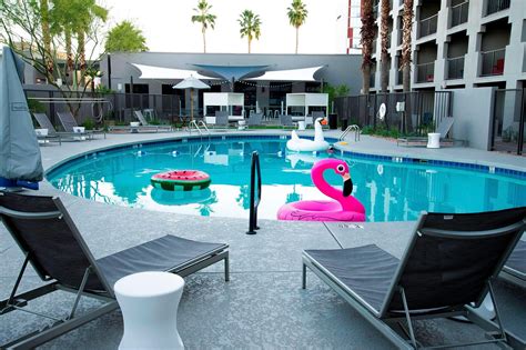 MOXY PHOENIX TEMPE/ASU AREA $132 ($̶1̶7̶4̶) - Updated 2023 Prices & Hotel Reviews - AZ