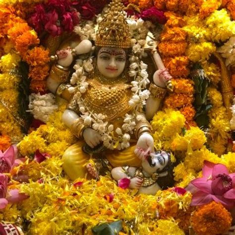 माँ बगलामुखी जन्मोत्सव : कैसे करें माँ बगलामुखी का पूजन Religion World