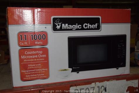 North State Auctions - Auction: August HomeDepot Auction ITEM: Magic Chef Microwave Oven