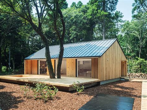 Here’s What an Earthquake-Resistant House Looks Like, According to MUJI ...