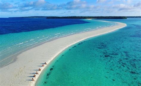 7 Pulau Indah Ini Sering Disebut Maldives-nya Indonesia