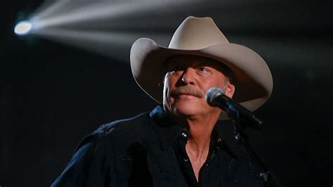 Alan Jackson talks love of 'real country music', new album