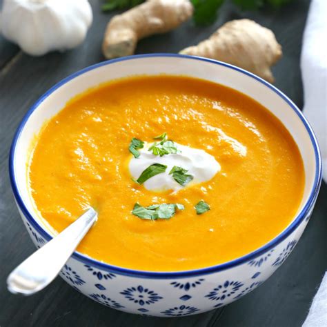 Creamy Carrot Ginger Soup : Recipe and best photos