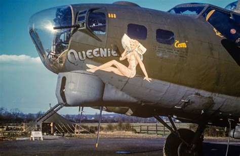 Boeing B-17G Flying Fortress – “Queenie” - Wings Tracks Guns