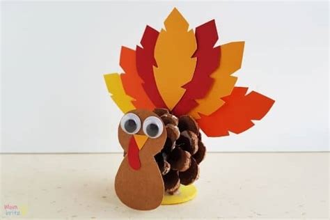 Adorable Pinecone Turkey Thanksgiving Crafts for Kids [Free Printable] | Mombrite