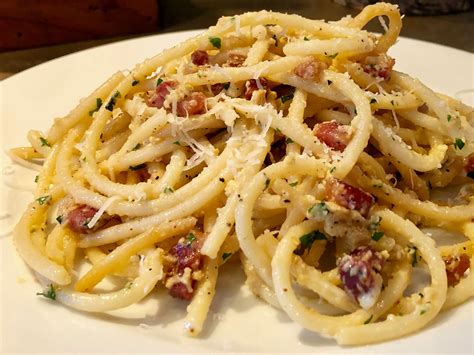 Bucatini Pasta Carbonara - Epicurean-Global-Exchange | Epicurean-Global-Exchange