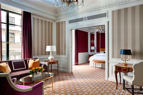 Manhattan Luxury Suites - New York City Hotel Rooms | The St. Regis New York