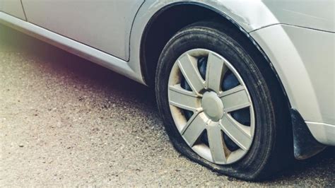 4 Most Common Causes of a Flat Tire - RNR Tire Express