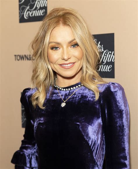 KELLY RIPA at Town & Country Jewelry Awards in New York 01/24/2019 – HawtCelebs