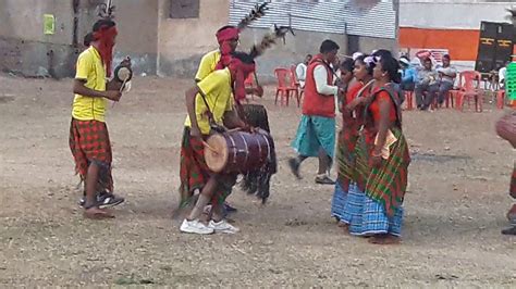 Dance Performed by Santhal Tribes - YouTube